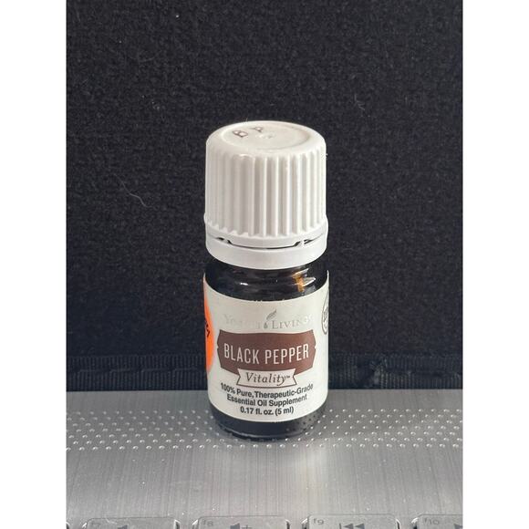 Young Living Essential Oil 5 ML - Black Pepper - Picture 1 of 1